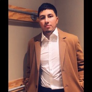 Meet your Posher, Anselmo